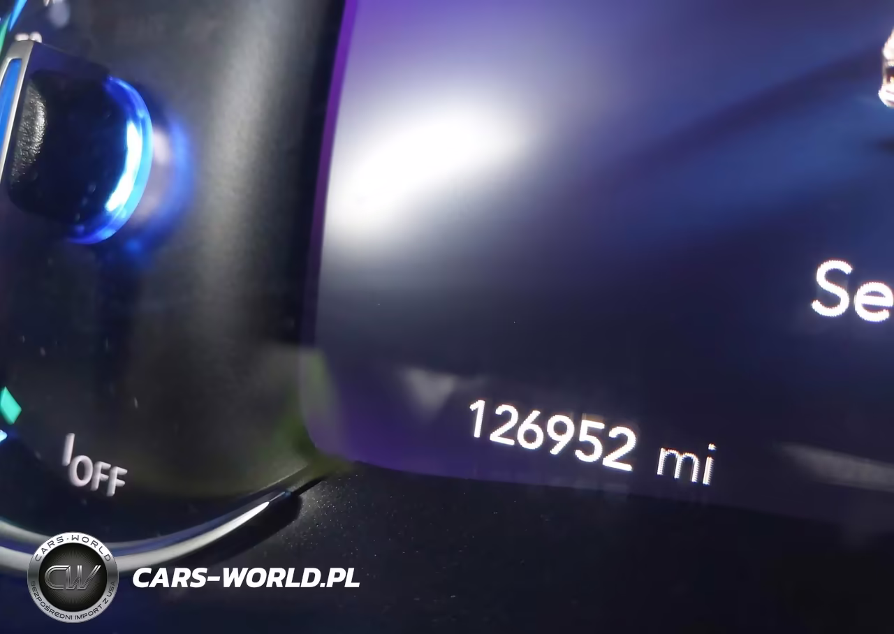 2022 Chrysler Pacifica Hybrid Touring L VIN:2C4RC1L79NR120180 - 16