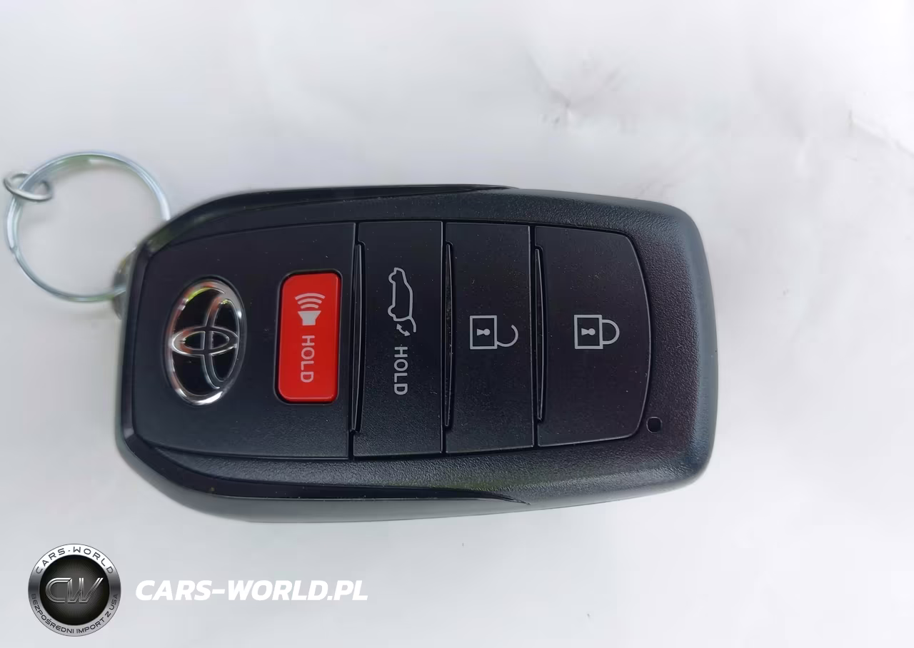 2026 Toyota Corolla Cross Xle VIN:7MUDAAAG5TV166697 - 11