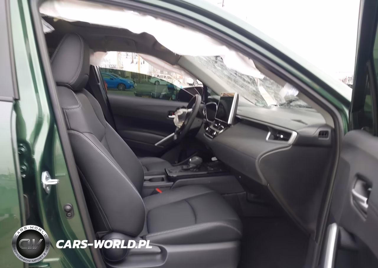 2026 Toyota Corolla Cross Xle VIN:7MUDAAAG5TV166697 - 5
