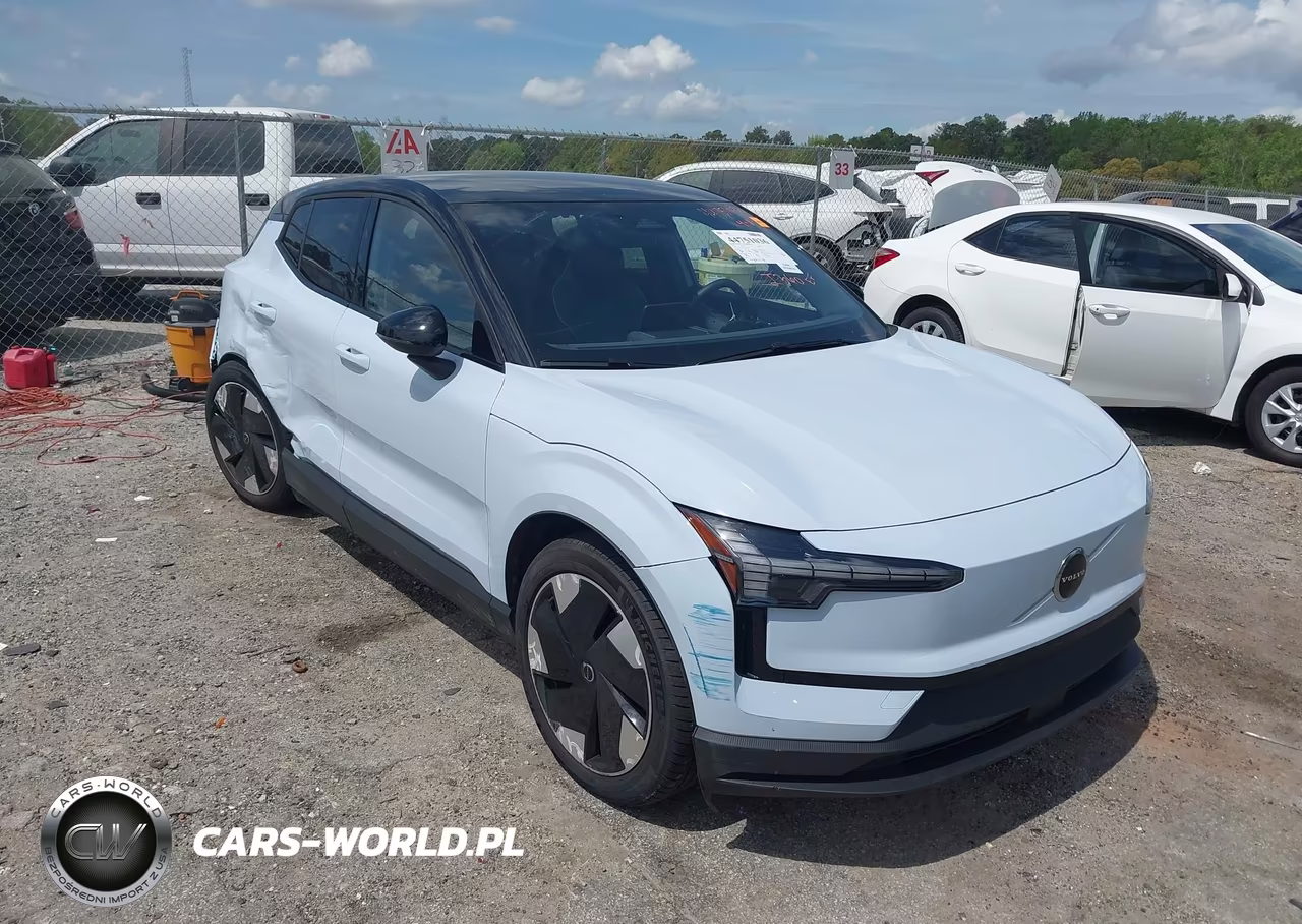 2025 Volvo Ex30 Plus Twin Motor Performance, Fully Electric – zdjęcie 1 z 21