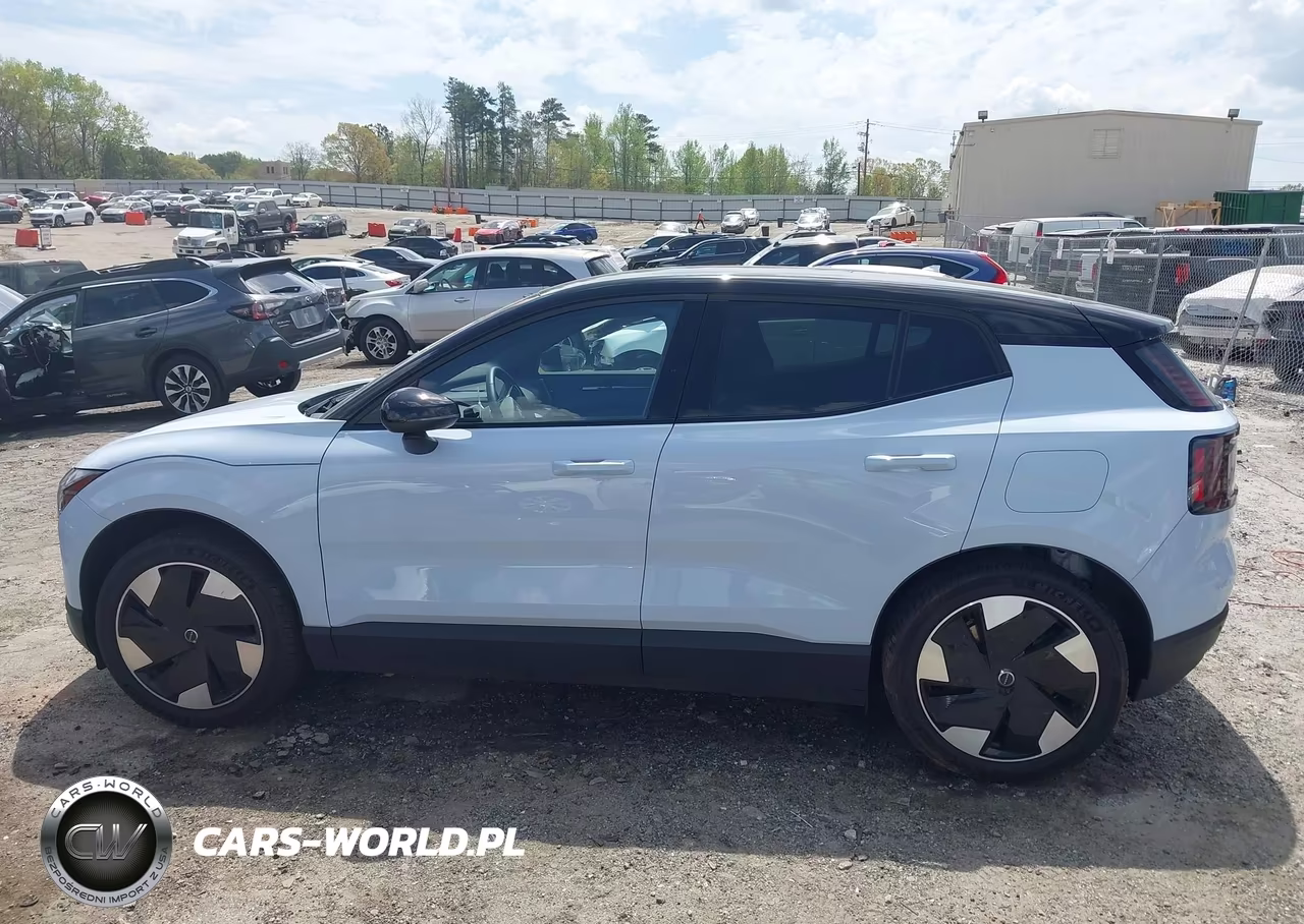 2025 Volvo Ex30 Plus Twin Motor Performance, Fully Electric VIN:YV4EK3ZK6SS155792 - 14