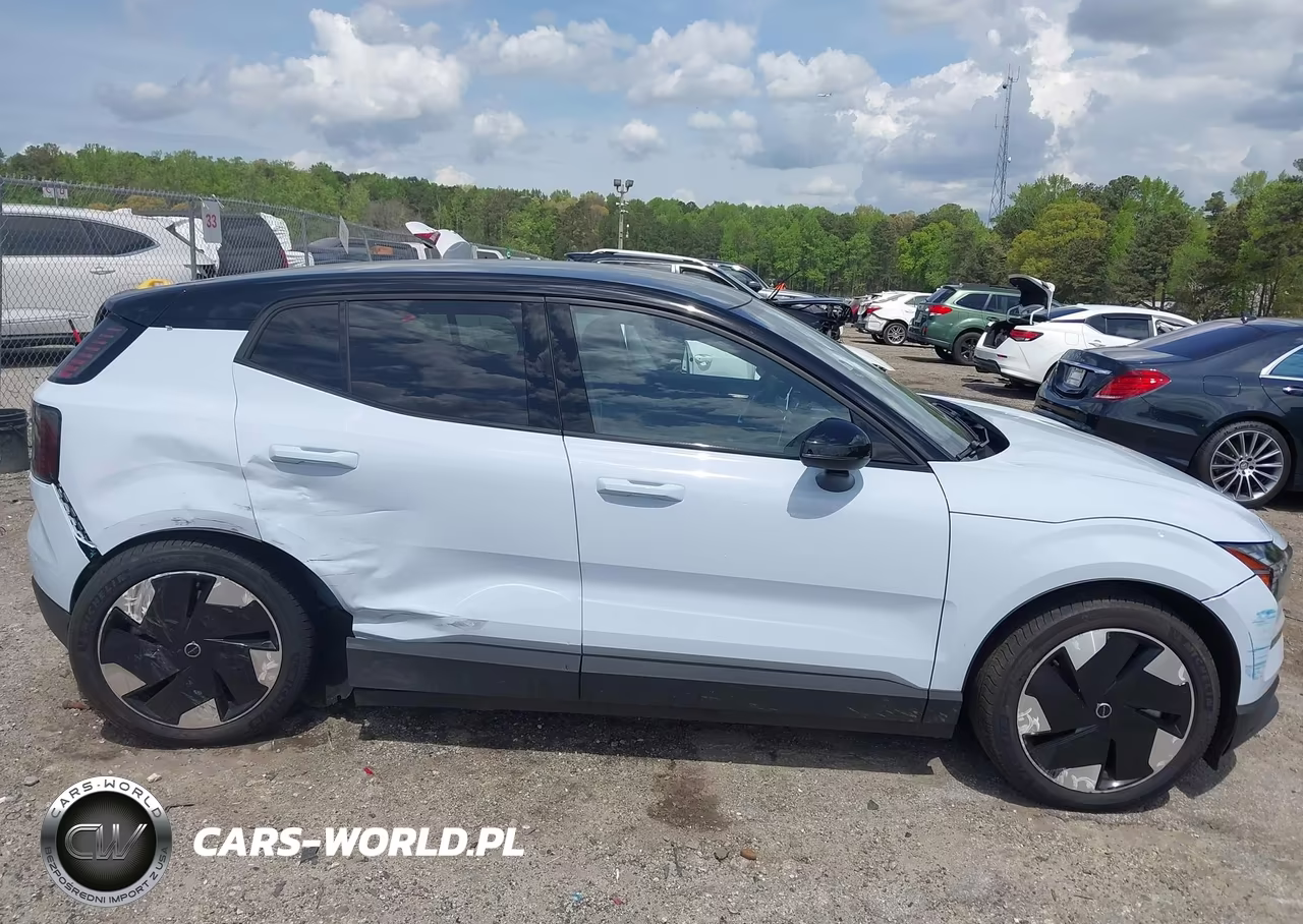 2025 Volvo Ex30 Plus Twin Motor Performance, Fully Electric VIN:YV4EK3ZK6SS155792 - 6