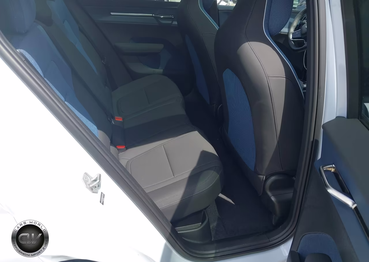 2025 Volvo Ex30 Plus Twin Motor Performance, Fully Electric VIN:YV4EK3ZK6SS155792 - 8