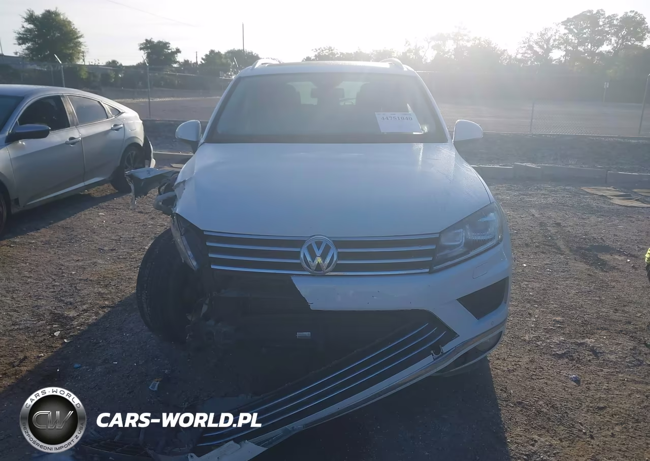 2016 Volkswagen Touareg Vr6 Lux VIN:WVGEF9BP7GD010705 - 12