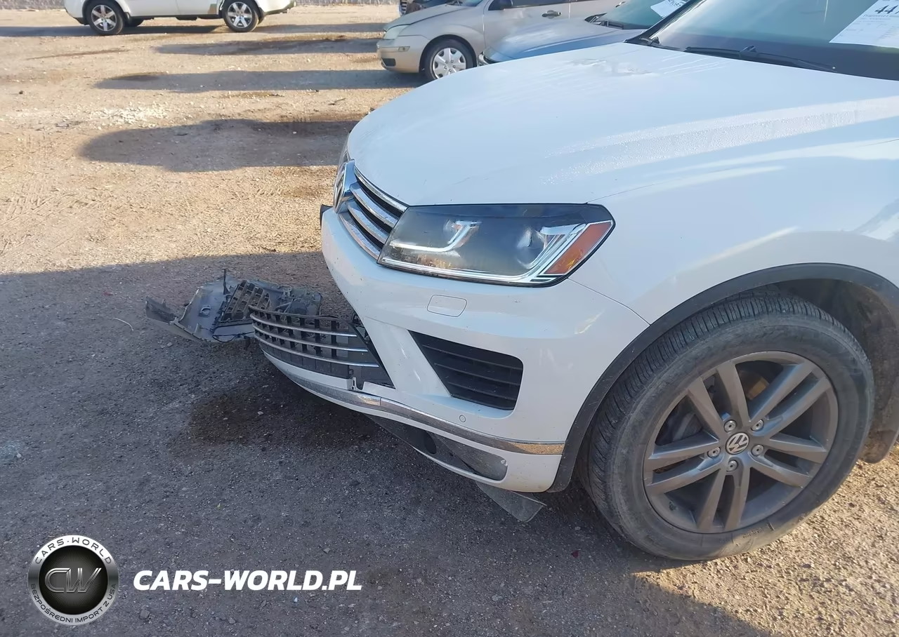 2016 Volkswagen Touareg Vr6 Lux VIN:WVGEF9BP7GD010705 - 6