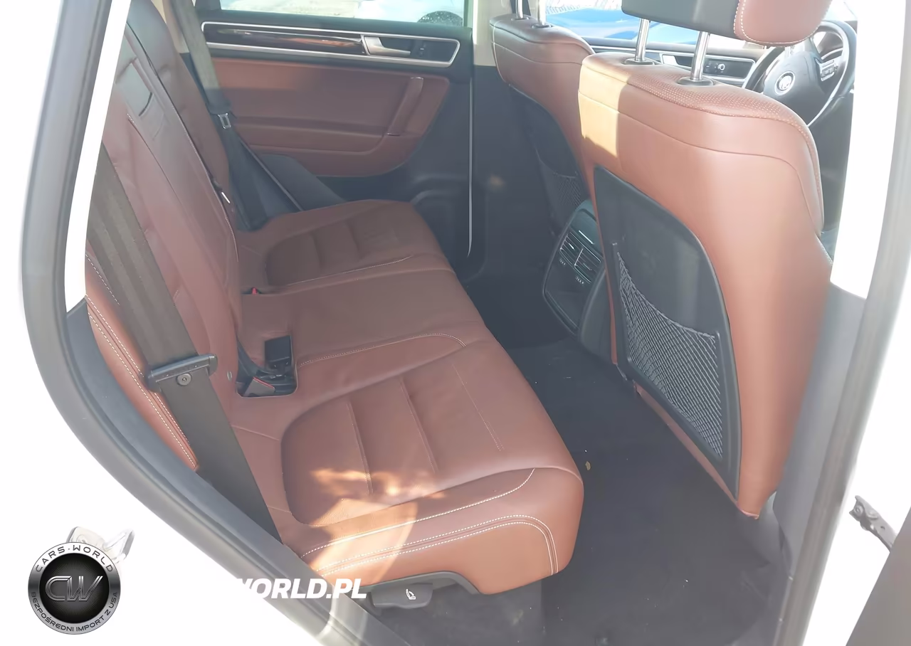 2016 Volkswagen Touareg Vr6 Lux VIN:WVGEF9BP7GD010705 - 8