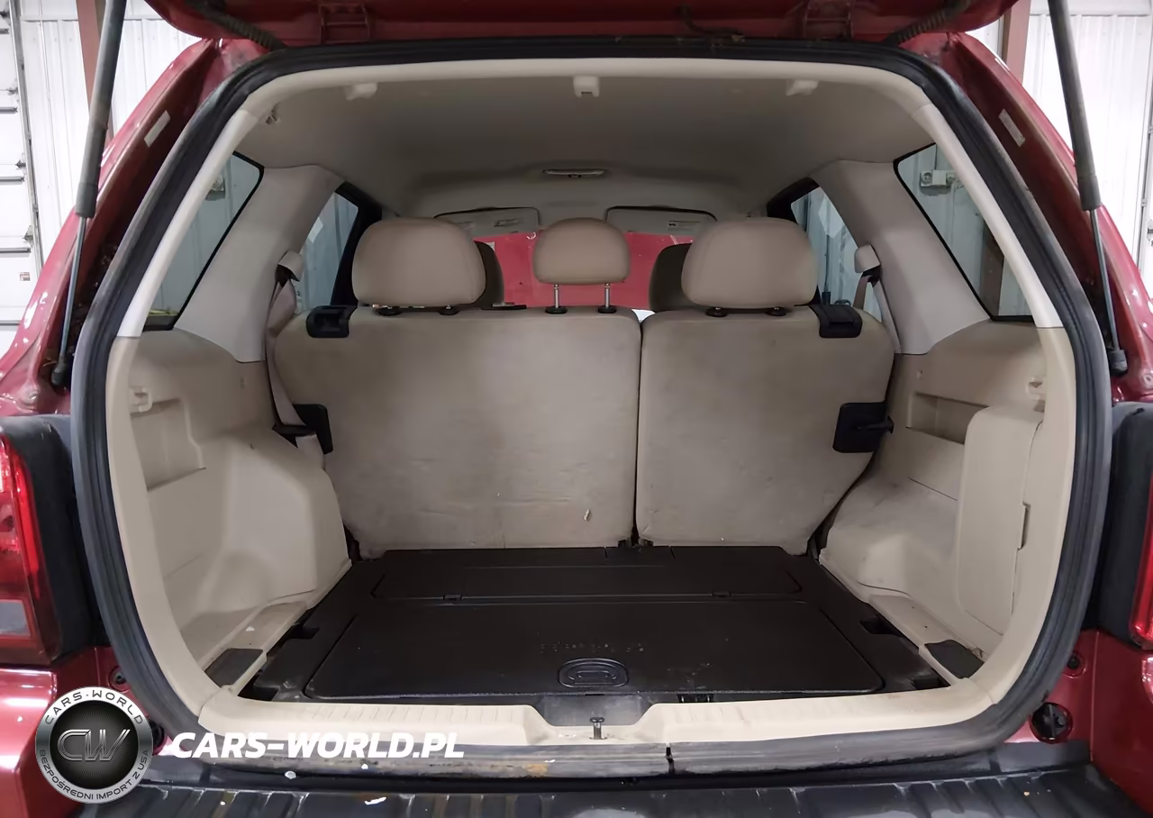 2008 Ford Escape Xlt VIN:1FMCU93118KD99359 - 17