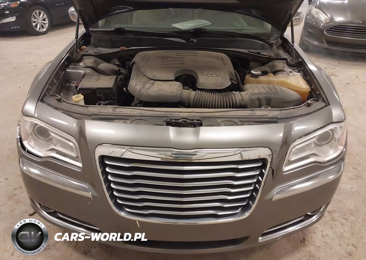 2011 Chrysler 300 Limited VIN:2C3CA5CG5BH583085 - 10