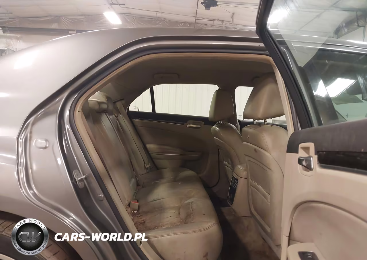 2011 Chrysler 300 Limited VIN:2C3CA5CG5BH583085 - 8