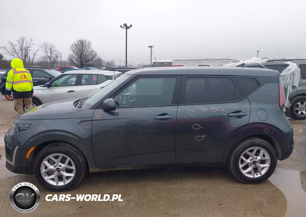 2025 Kia Soul Lx VIN:KNDJ23AU1S7966112 - 14