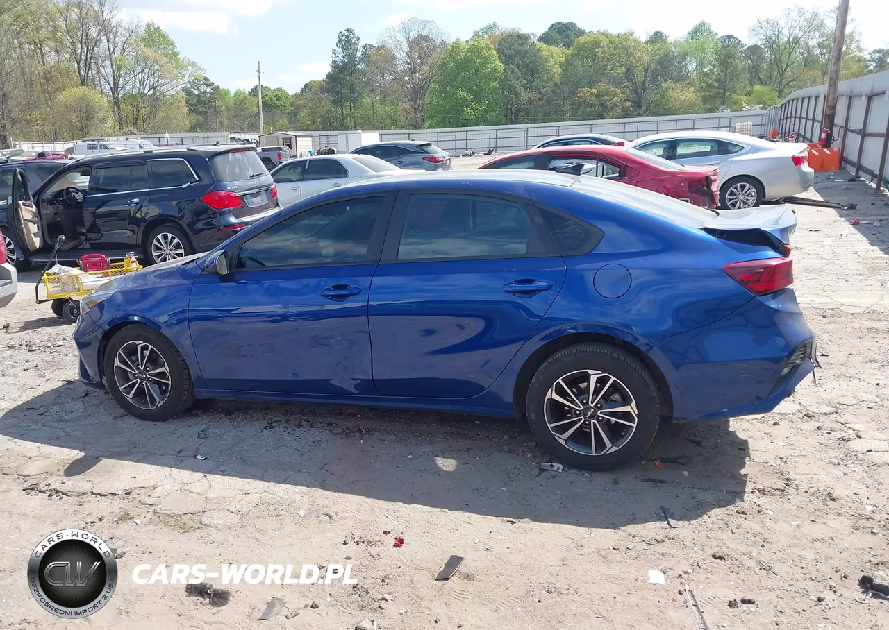 2024 Kia Forte Lxs VIN:3KPF24AD7RE703743 - 14
