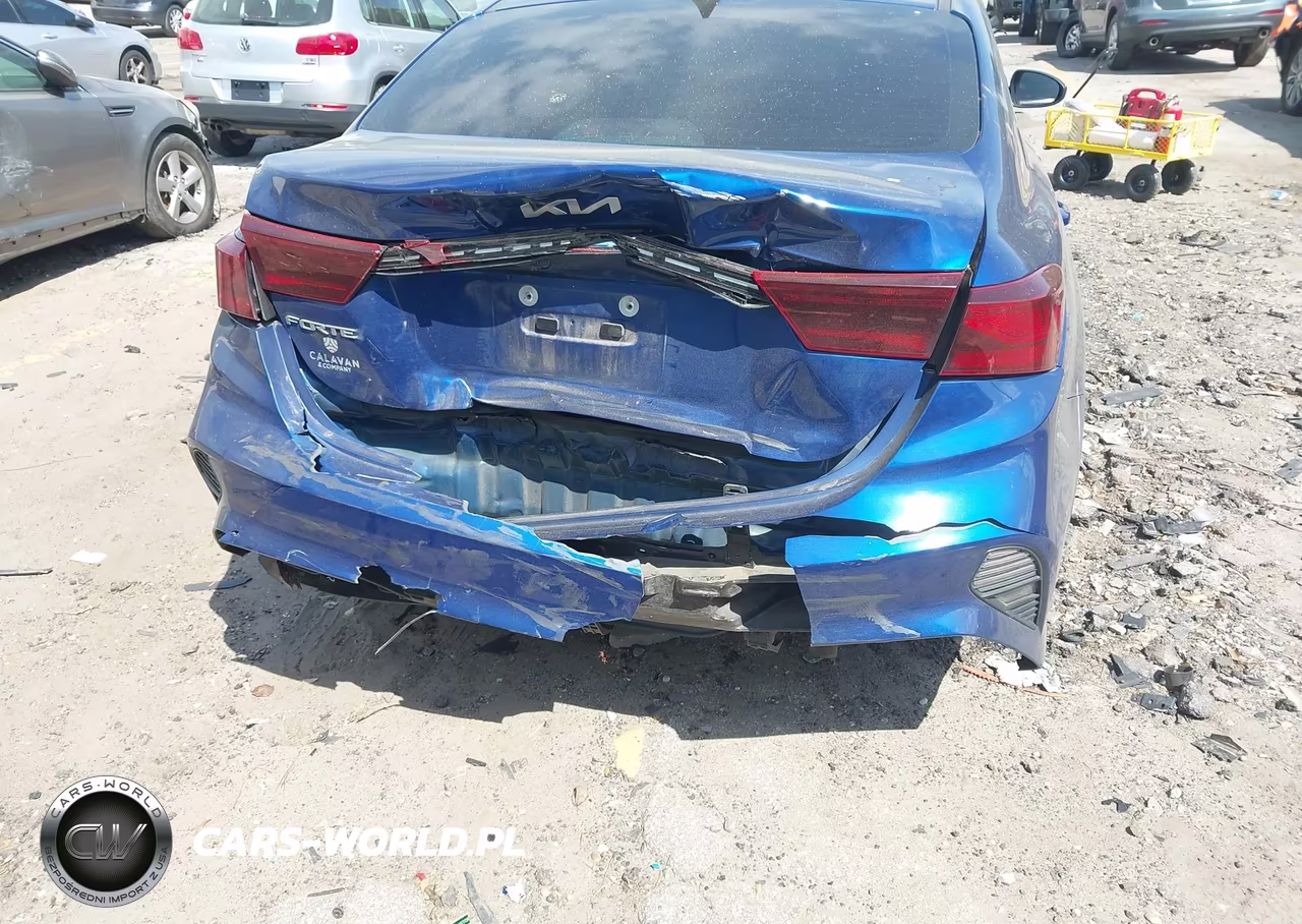 2024 Kia Forte Lxs VIN:3KPF24AD7RE703743 - 6