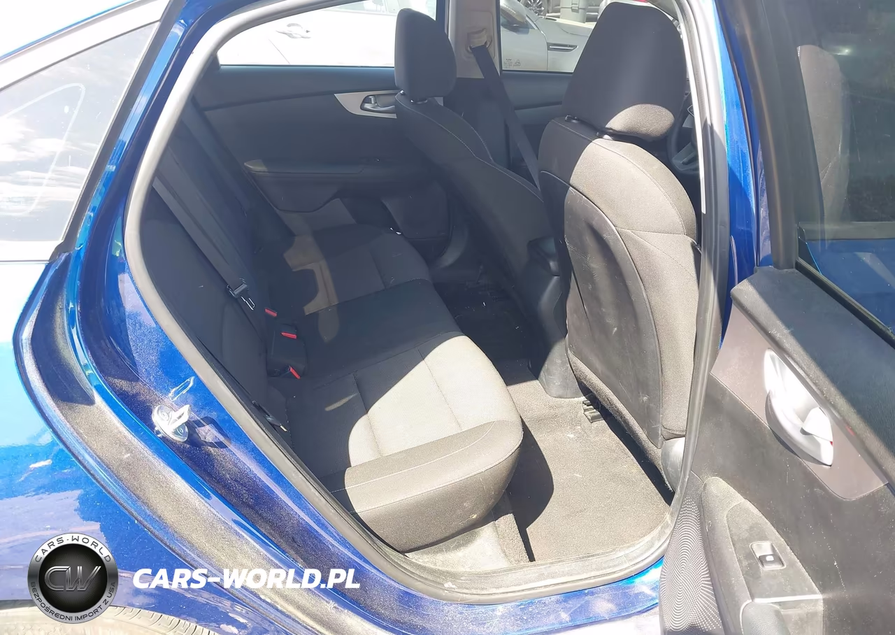 2024 Kia Forte Lxs VIN:3KPF24AD7RE703743 - 8