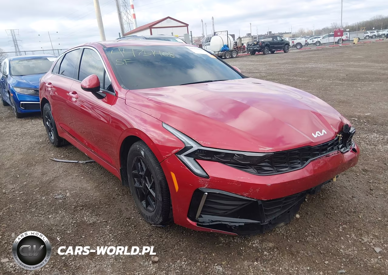 2025 Kia K5 Lxs – zdjęcie 1 z 17