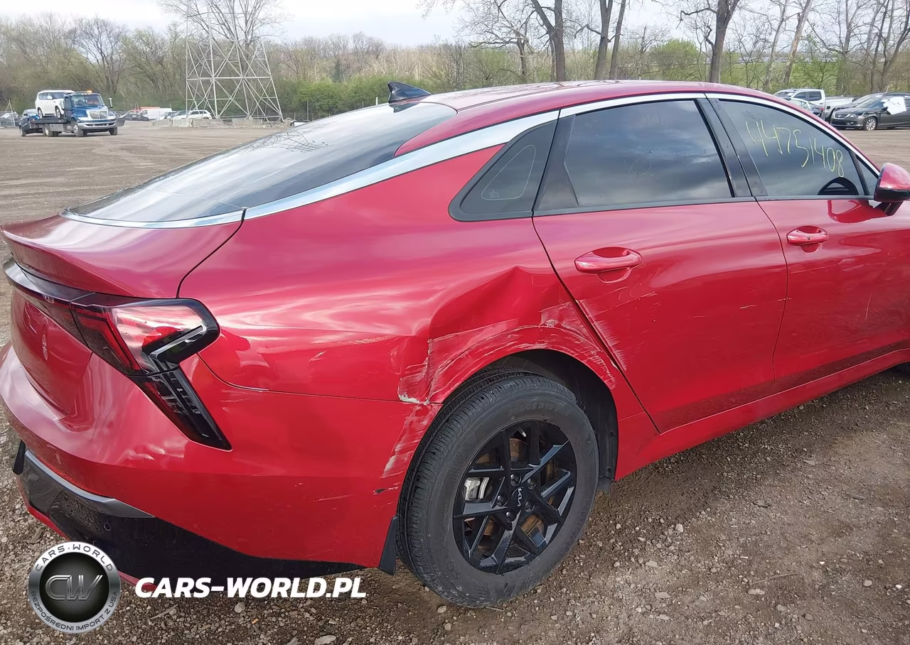 2025 Kia K5 Lxs VIN:KNAG24J78S5293984 - 17