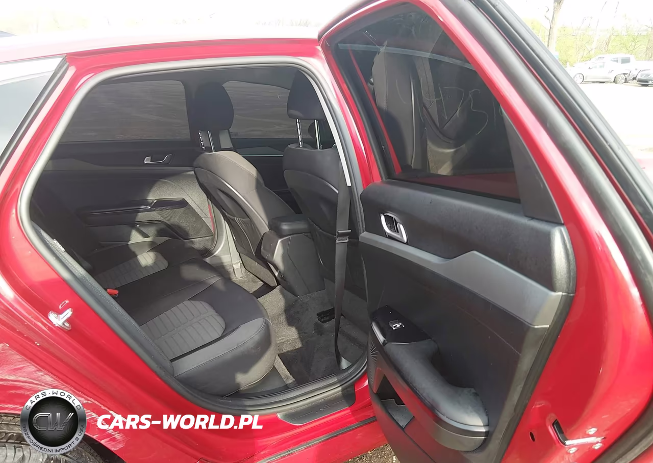 2025 Kia K5 Lxs VIN:KNAG24J78S5293984 - 8
