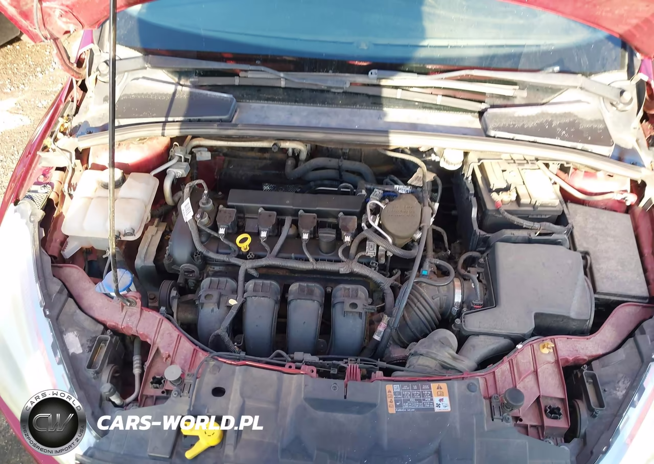 2015 Ford Focus Titanium VIN:1FADP3J27FL247446 - 10