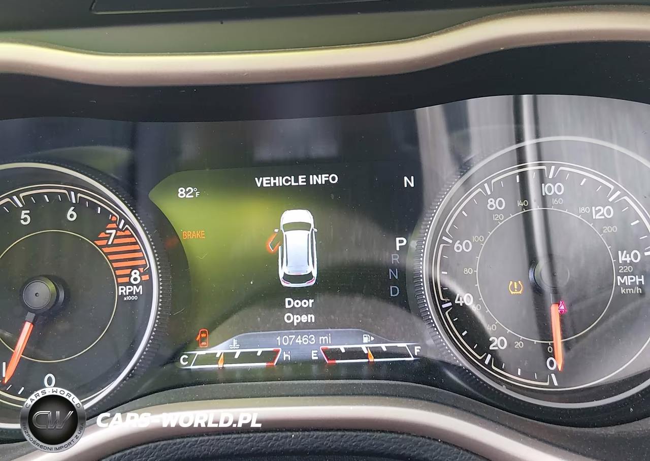 2017 Jeep Cherokee Limited 4X4 VIN:1C4PJMDS8HW547301 - 7