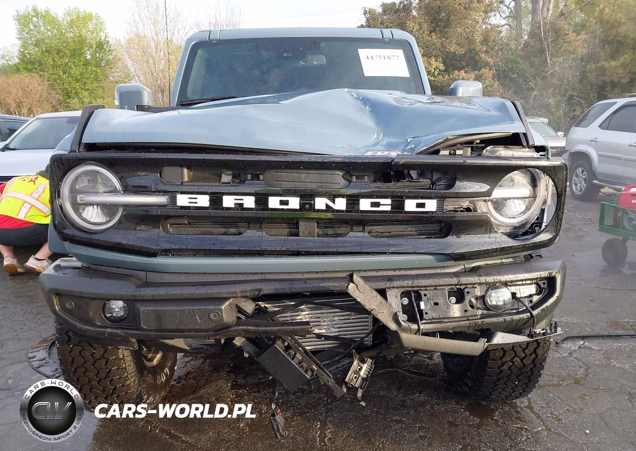 2025 Ford Bronco Outer Banks VIN:1FMEE8BH3SLB41215 - 12