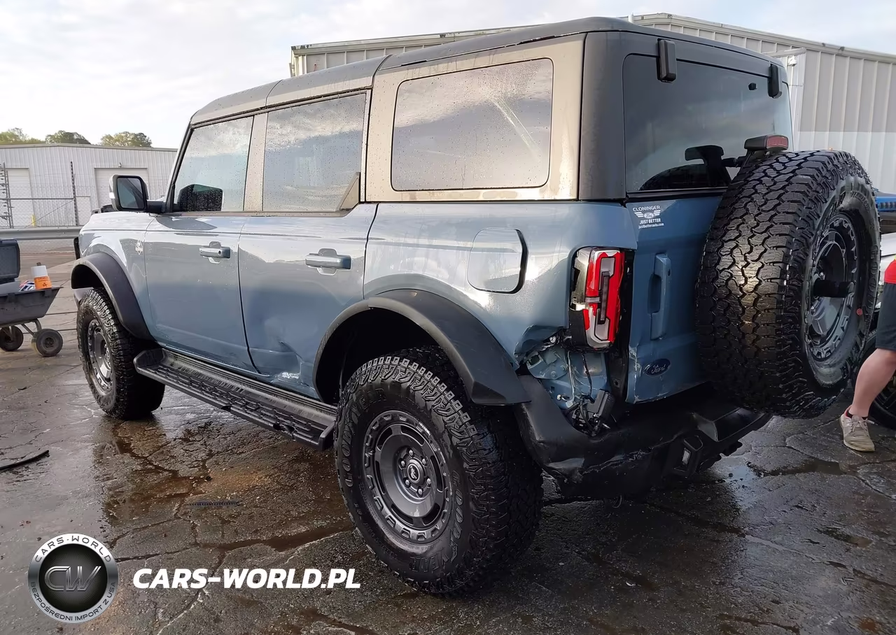 2025 Ford Bronco Outer Banks VIN:1FMEE8BH3SLB41215 - 3