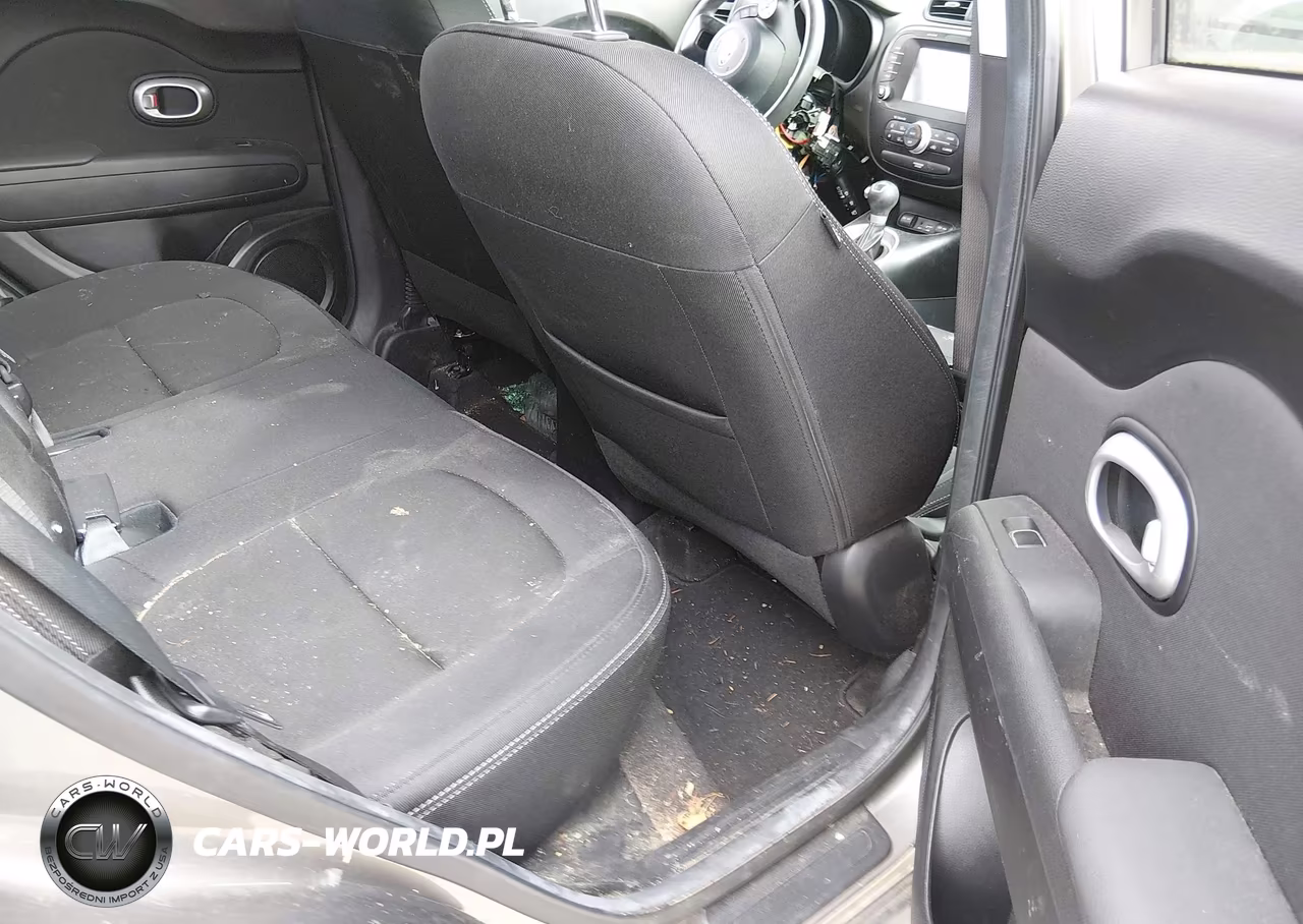2018 Kia Soul + VIN:KNDJP3A58J7576259 - 8
