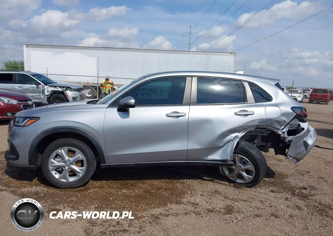 2023 Honda Hr-V 2Wd Lx VIN:3CZRZ1H33PM724834 - 15