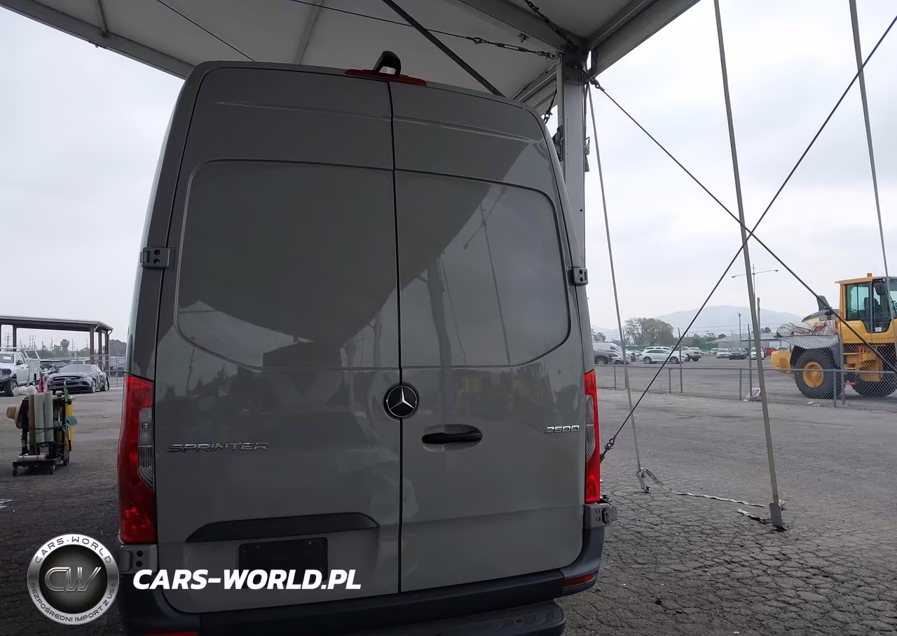 2025 Mercedes-Benz Sprinter 2500 High Roof 4-Cyl Diesel Ho VIN:W1Y4NCHY4ST200469 - 16
