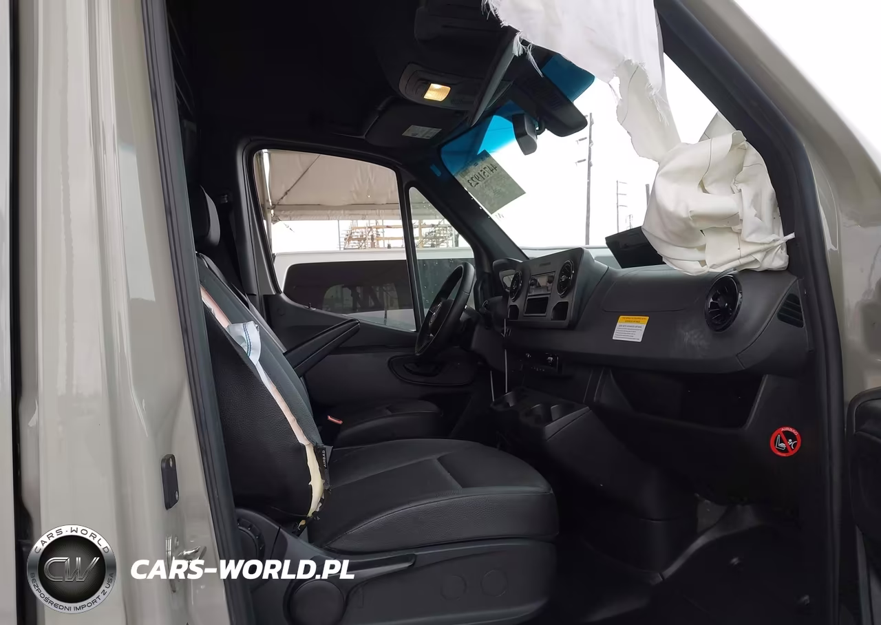 2025 Mercedes-Benz Sprinter 2500 High Roof 4-Cyl Diesel Ho VIN:W1Y4NCHY4ST200469 - 5