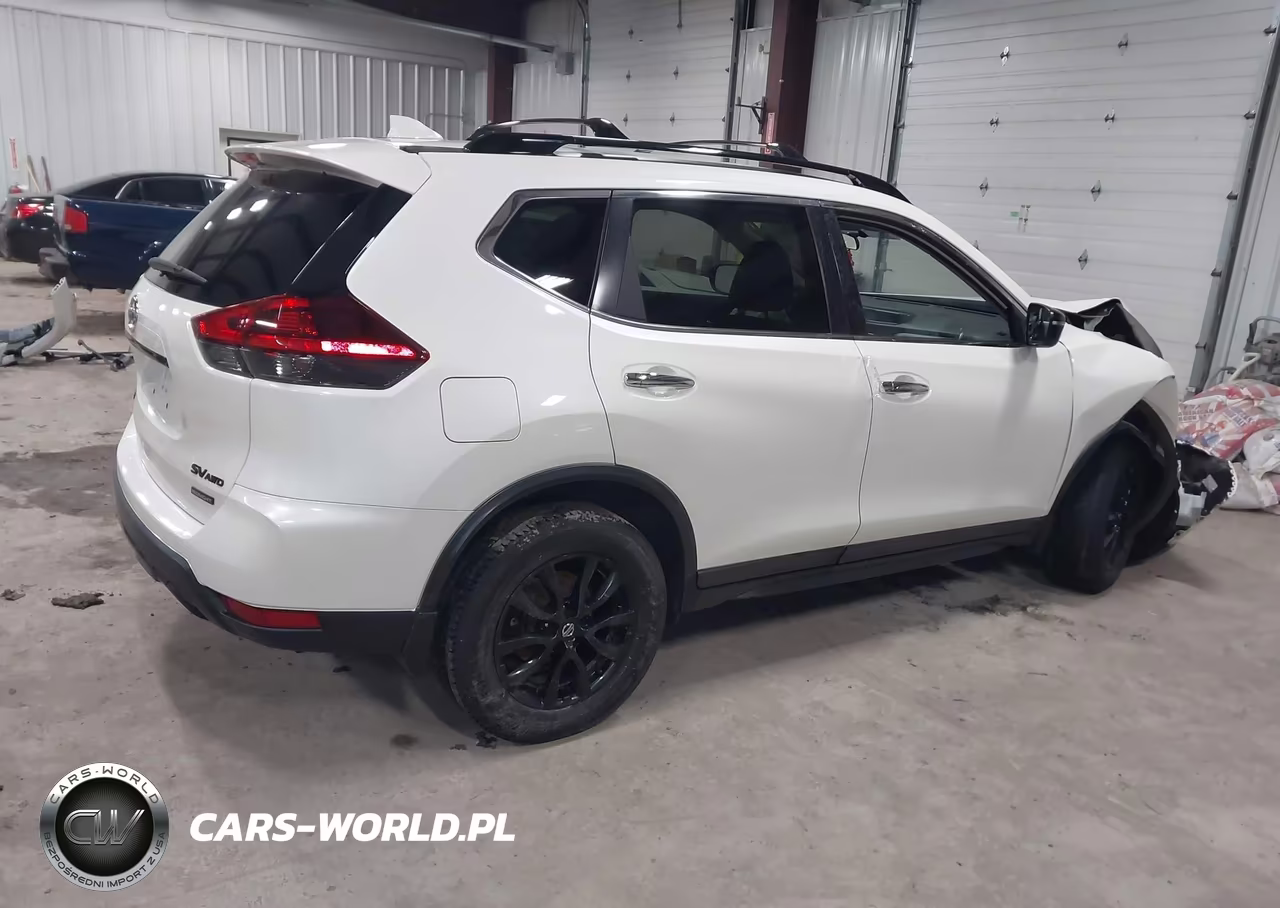 2018 Nissan Rogue Sv VIN:5N1AT2MV8JC816091 - 4