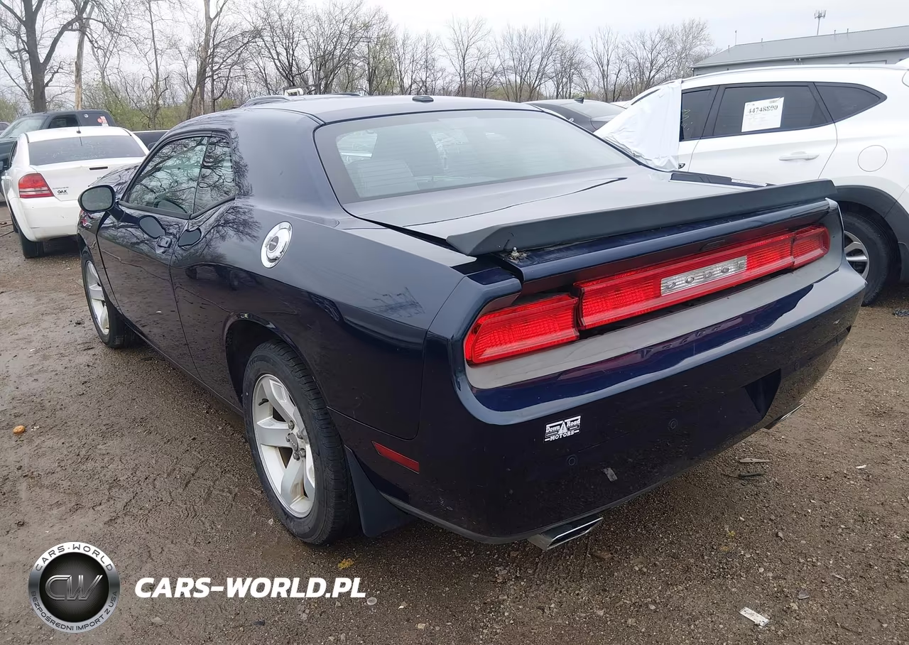 2013 Dodge Challenger Sxt Plus VIN:2C3CDYAG7DH742364 - 3