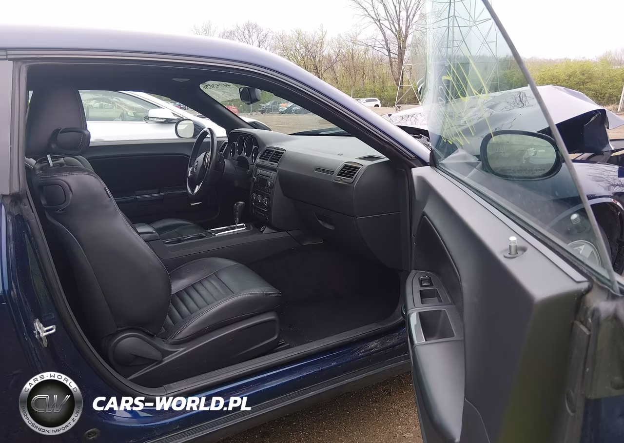 2013 Dodge Challenger Sxt Plus VIN:2C3CDYAG7DH742364 - 5