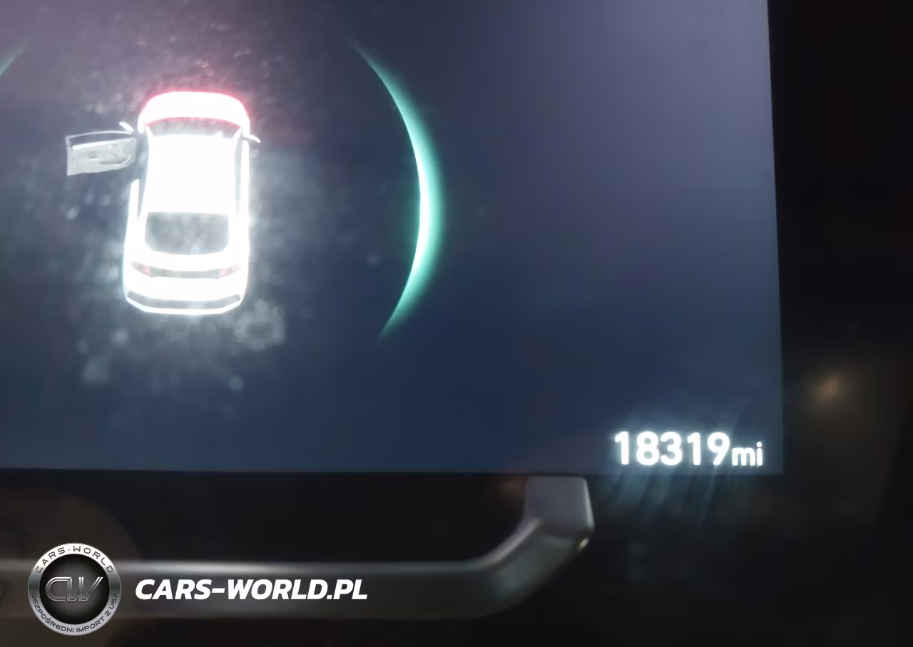 2020 Hyundai Ioniq Electric Limited VIN:KMHC85LJ8LU077036 - 16