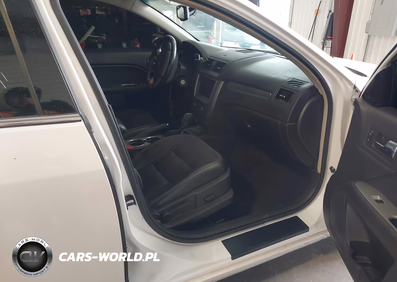 2010 Ford Fusion Hybrid VIN:3FADP0L37AR403127 - 5