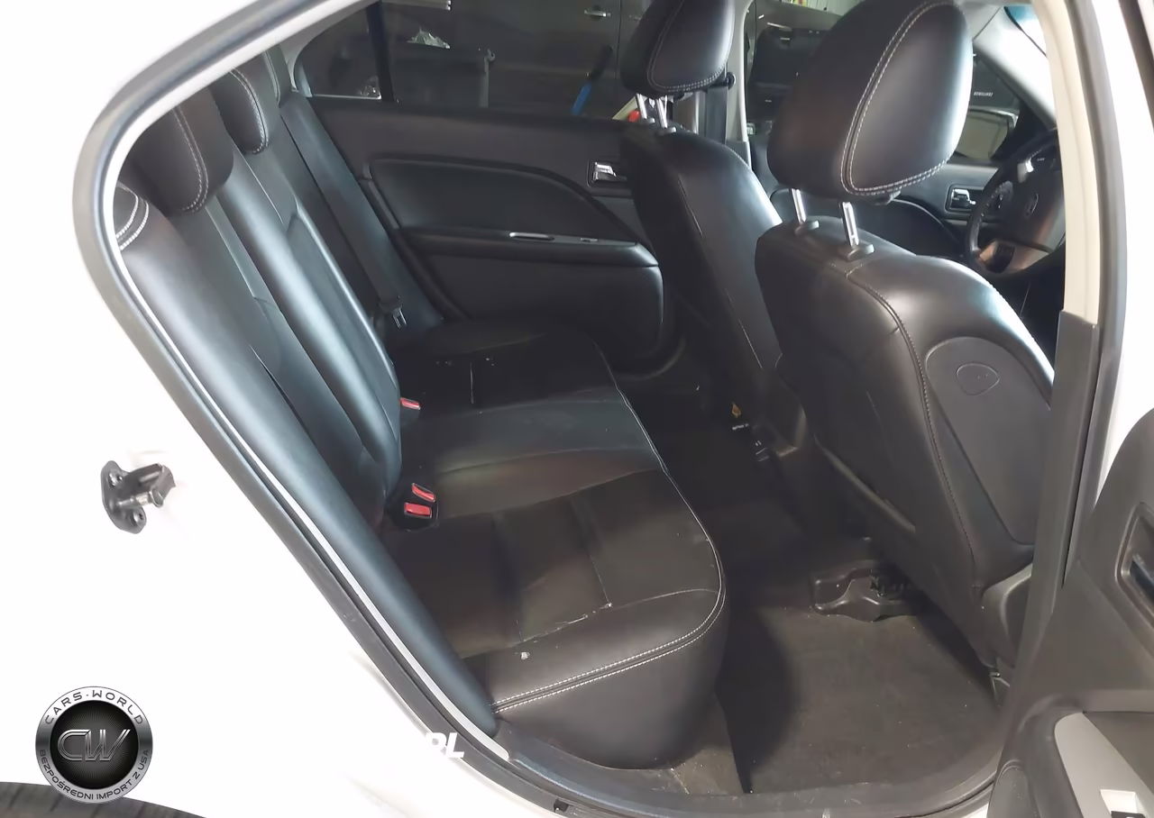 2010 Ford Fusion Hybrid VIN:3FADP0L37AR403127 - 8