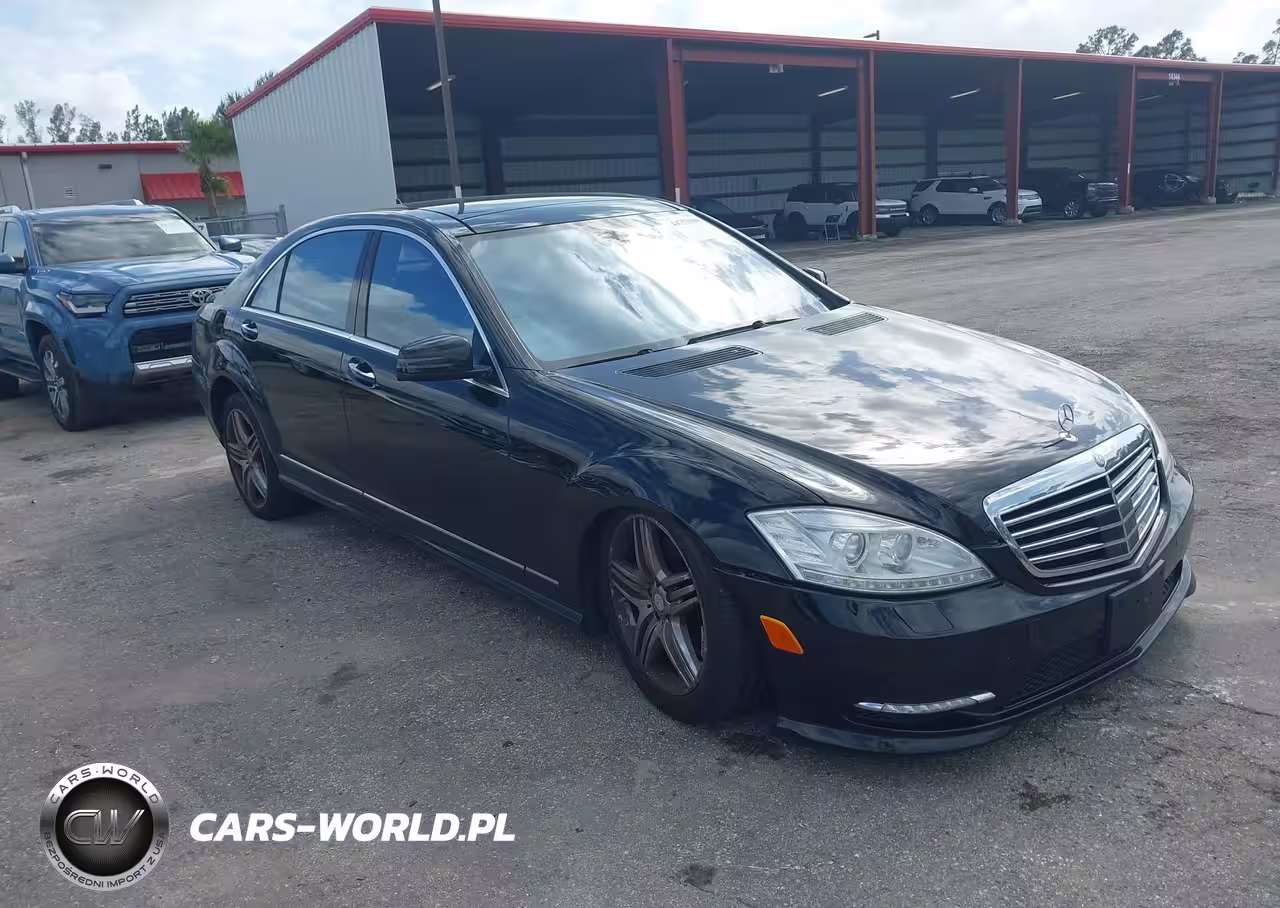 2013 Mercedes-Benz S 550 4Matic