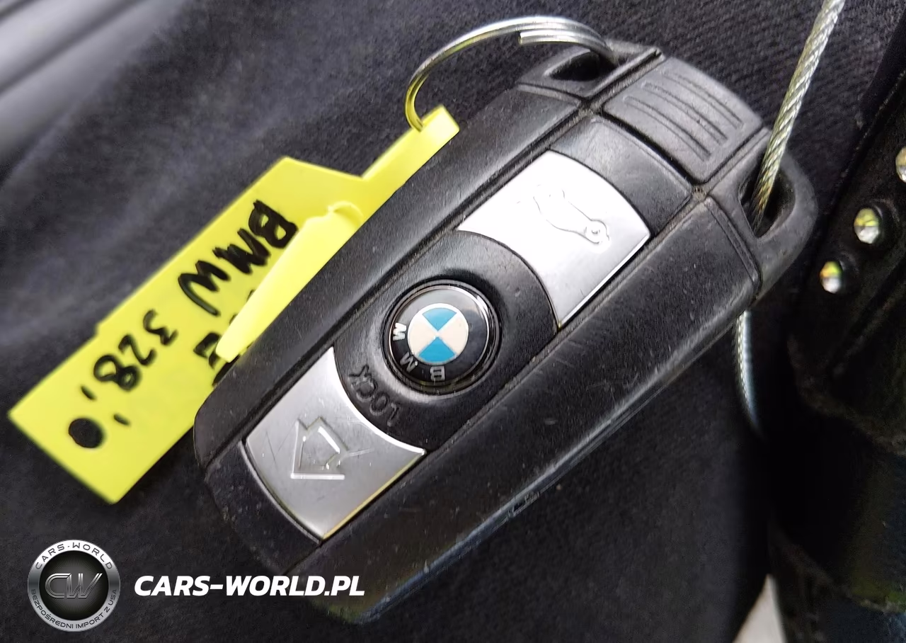 2011 BMW 328I xDrive VIN:WBAPK5C53BF126217 - 11