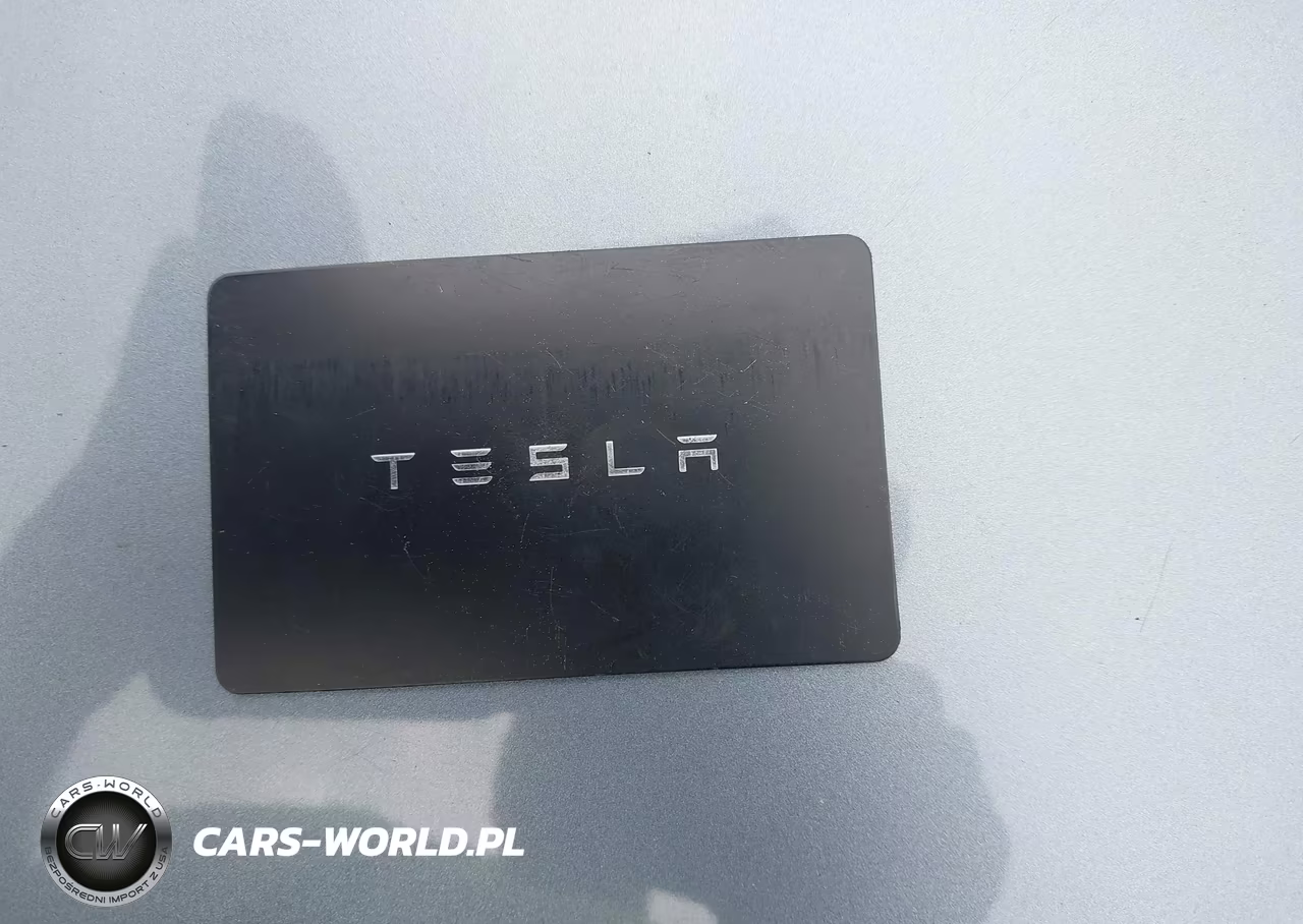 2024 Tesla Model Y Performance Dual Motor All-Wheel Drive VIN:7SAYGDEF9RF160544 - 11