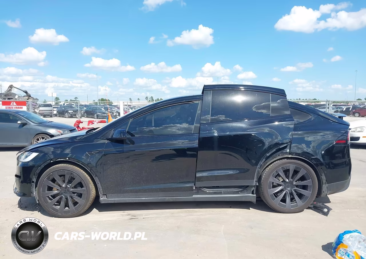 2022 Tesla Model X Plaid Tri Motor All-Wheel Drive VIN:7SAXCBE62NF340003 - 15
