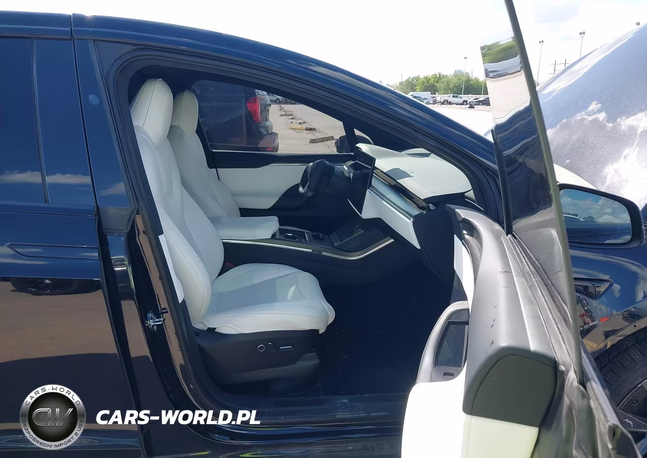2022 Tesla Model X Plaid Tri Motor All-Wheel Drive VIN:7SAXCBE62NF340003 - 5