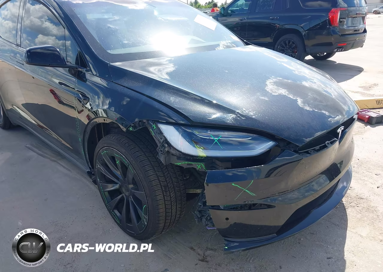2022 Tesla Model X Plaid Tri Motor All-Wheel Drive VIN:7SAXCBE62NF340003 - 6