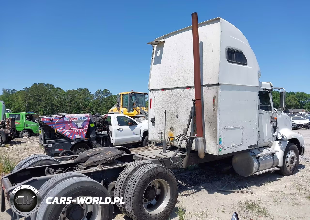 2007 International 9400 9400I VIN:2HSCNAPR27C374340 - 4
