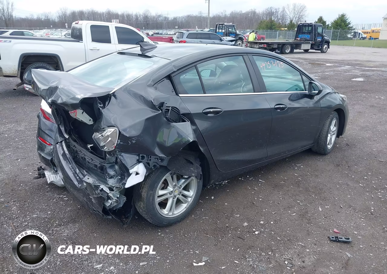 2016 Chevrolet Cruze Lt Auto VIN:1G1BE5SM9G7318698 - 4