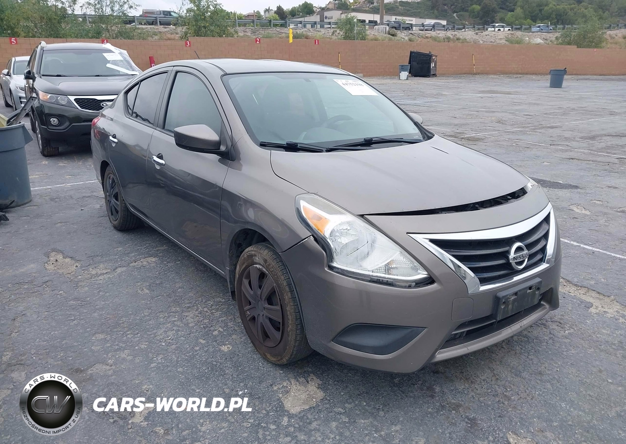 2016 Nissan Versa 1.6 Sv