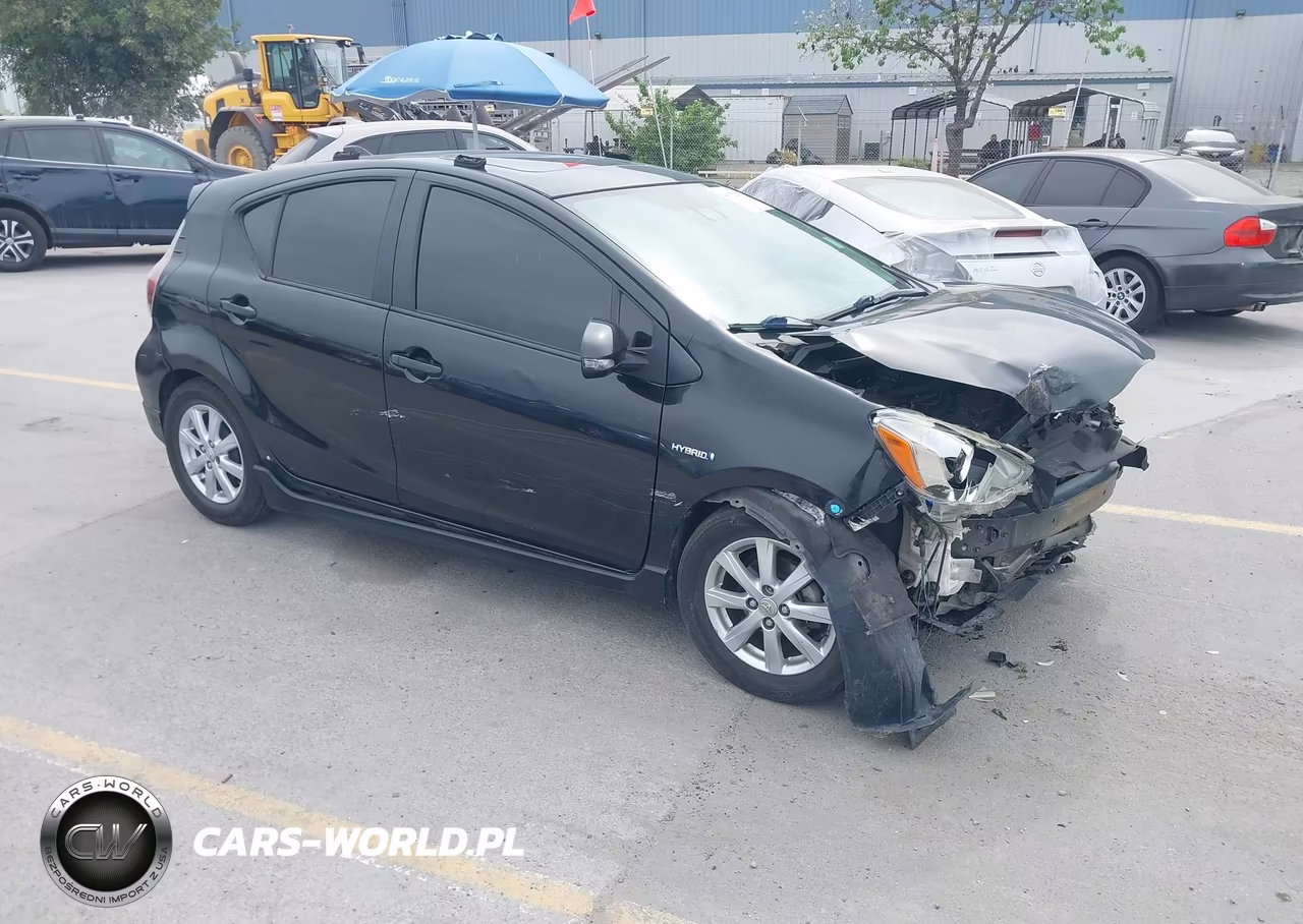 2017 Toyota Prius C Four