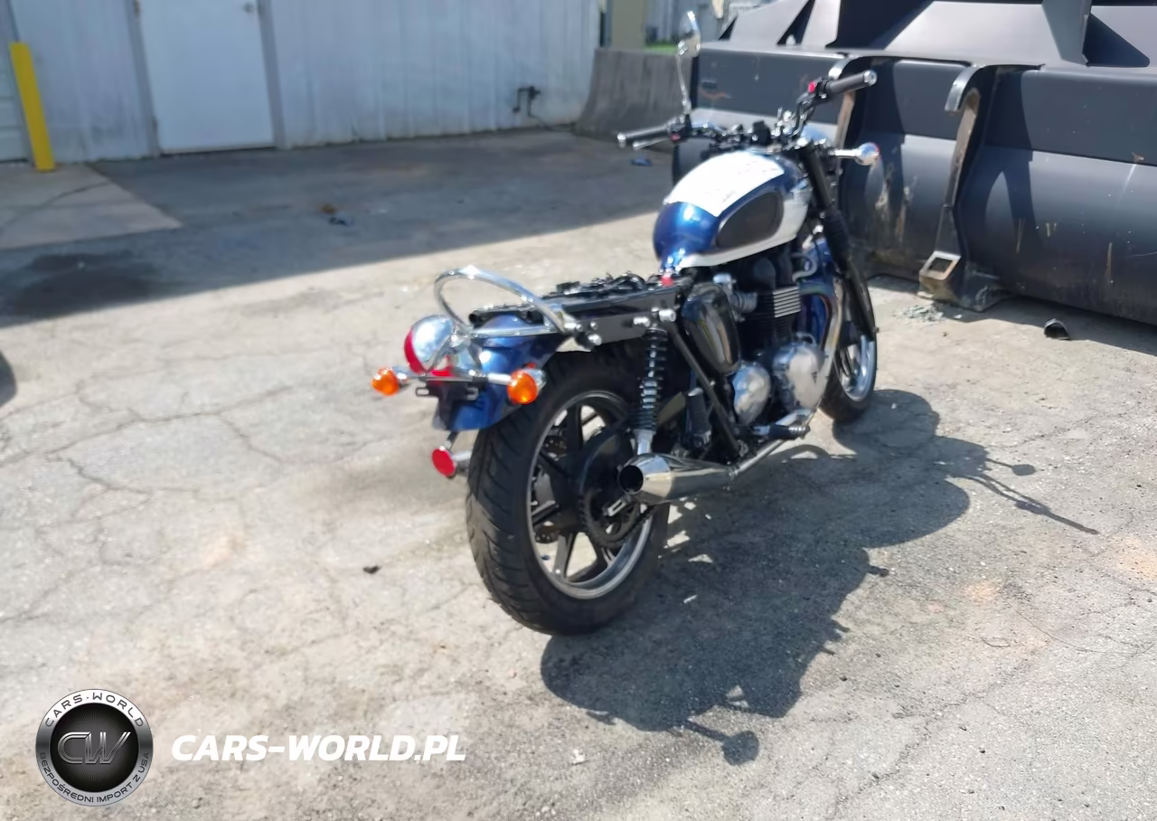 2009 Triumph Motorcycle Bonneville VIN:SMT900K149T404994 - 4