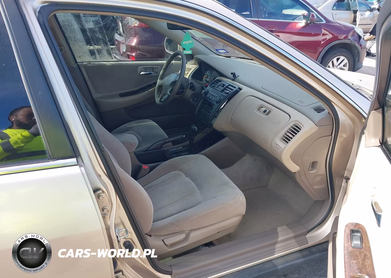 2000 Honda Accord 2.3 Se VIN:1HGCG5678YA043261 - 5