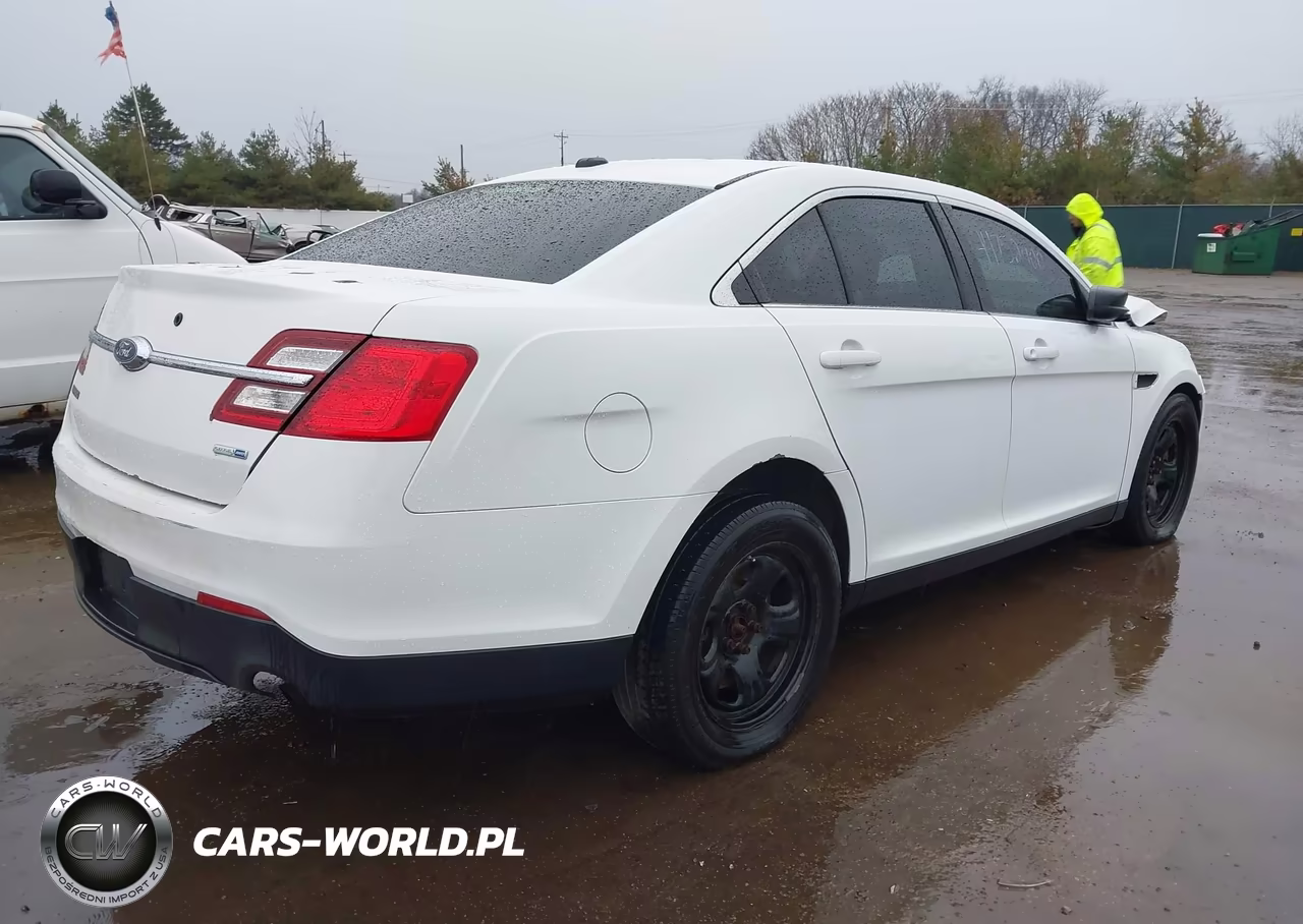 2017 Ford Police Interceptor VIN:1FAHP2MK7HG121087 - 4