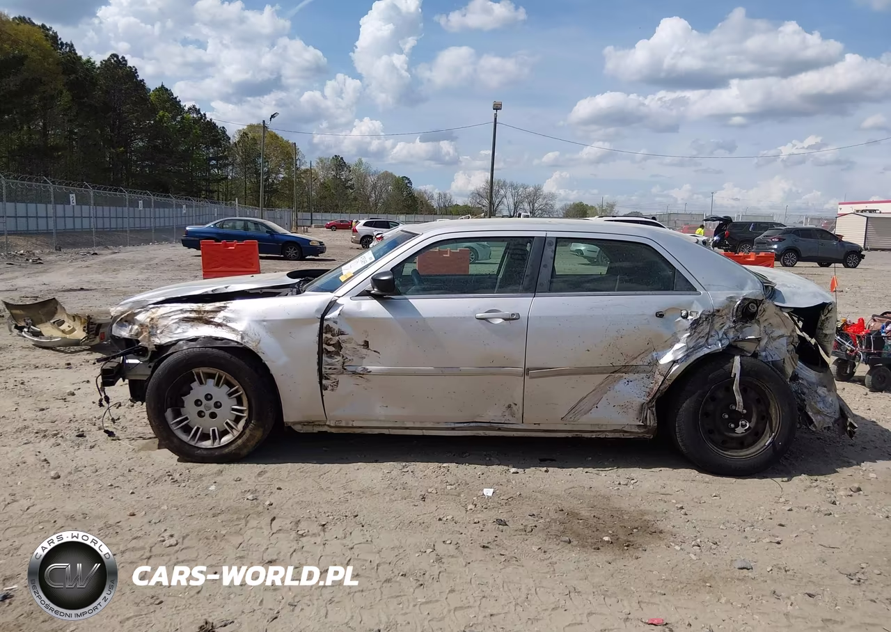 2006 Chrysler 300 VIN:2C3KA43R368117877 - 15