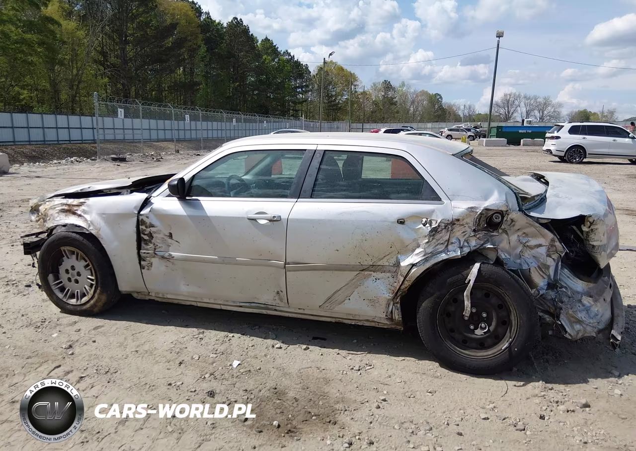 2006 Chrysler 300 VIN:2C3KA43R368117877 - 6