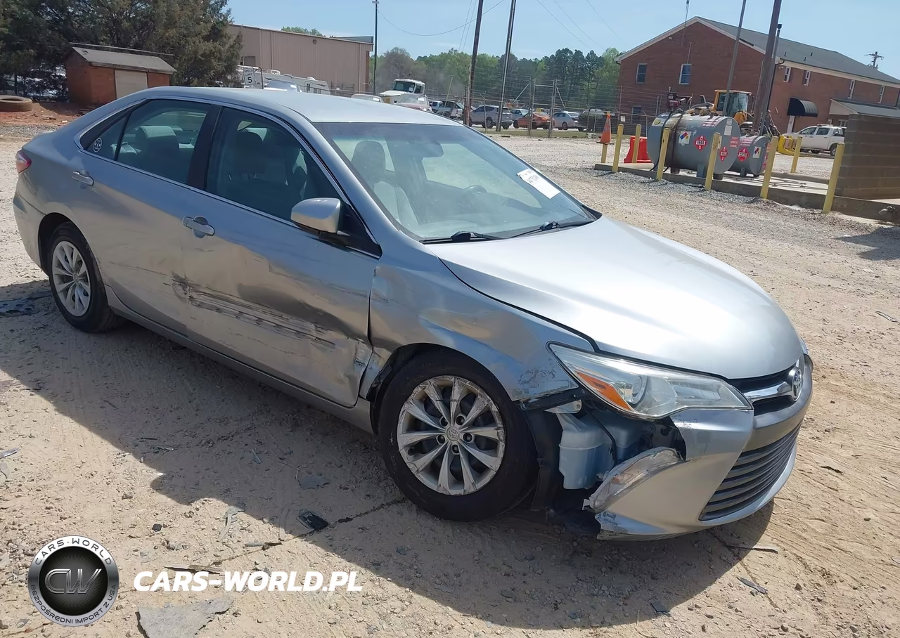 2015 Toyota Camry Le